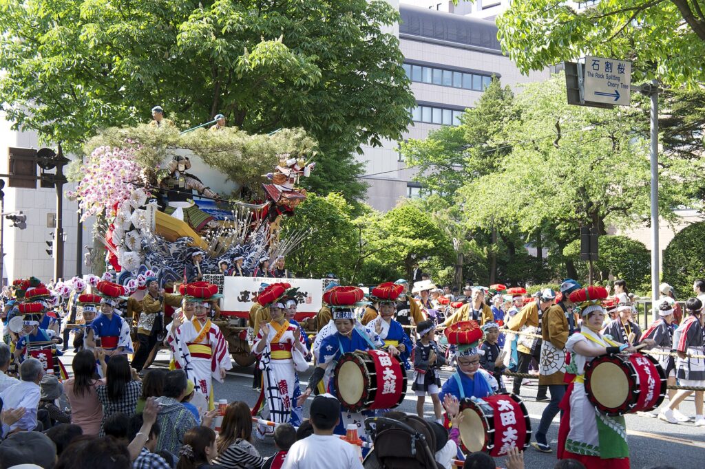 Drummers and dancers at Morioka Sansa Odori