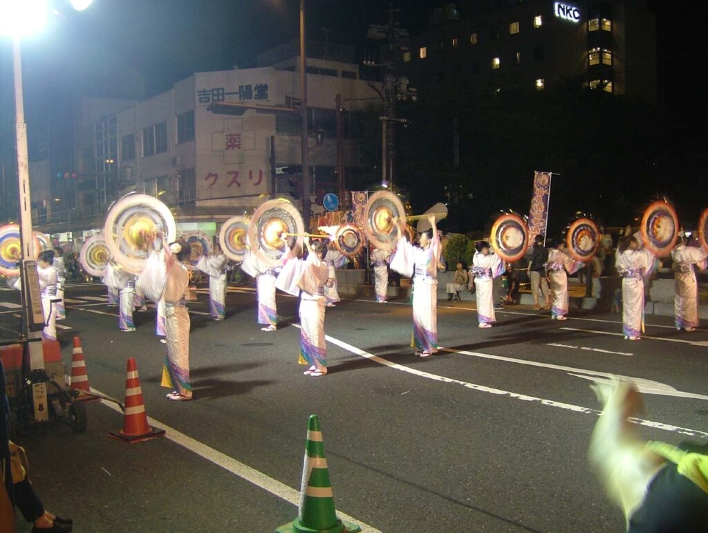 Umbrella dancers at Tottori Shan-Shan Matsuri